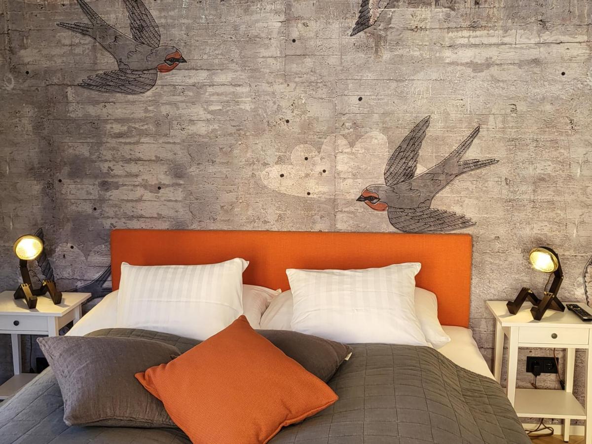 Orange Flat By Grazrentals Highest Standard & Free Parking ภายนอก รูปภาพ